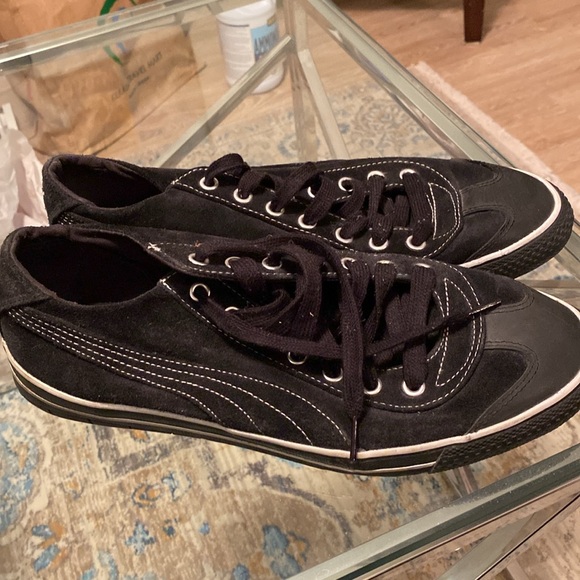 Men's Puma Sneakers - black suede men’s size 11 - Picture 4 of 5